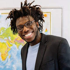 Simon P.